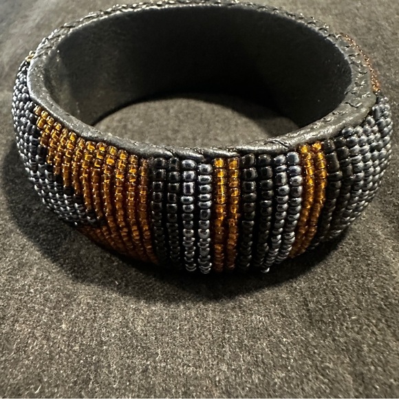 Handmade Beaded Bracelet. Masai. Bought in Africa, July 2025 - Picture 1 of 7